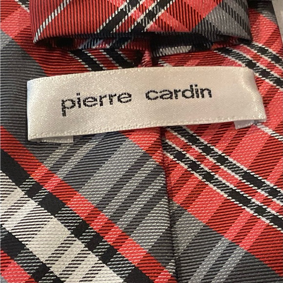 Pierre Cardin Christmas Plaid Tie 100% Polyester Great Condition Wonderful Piece - Picture 2 of 5